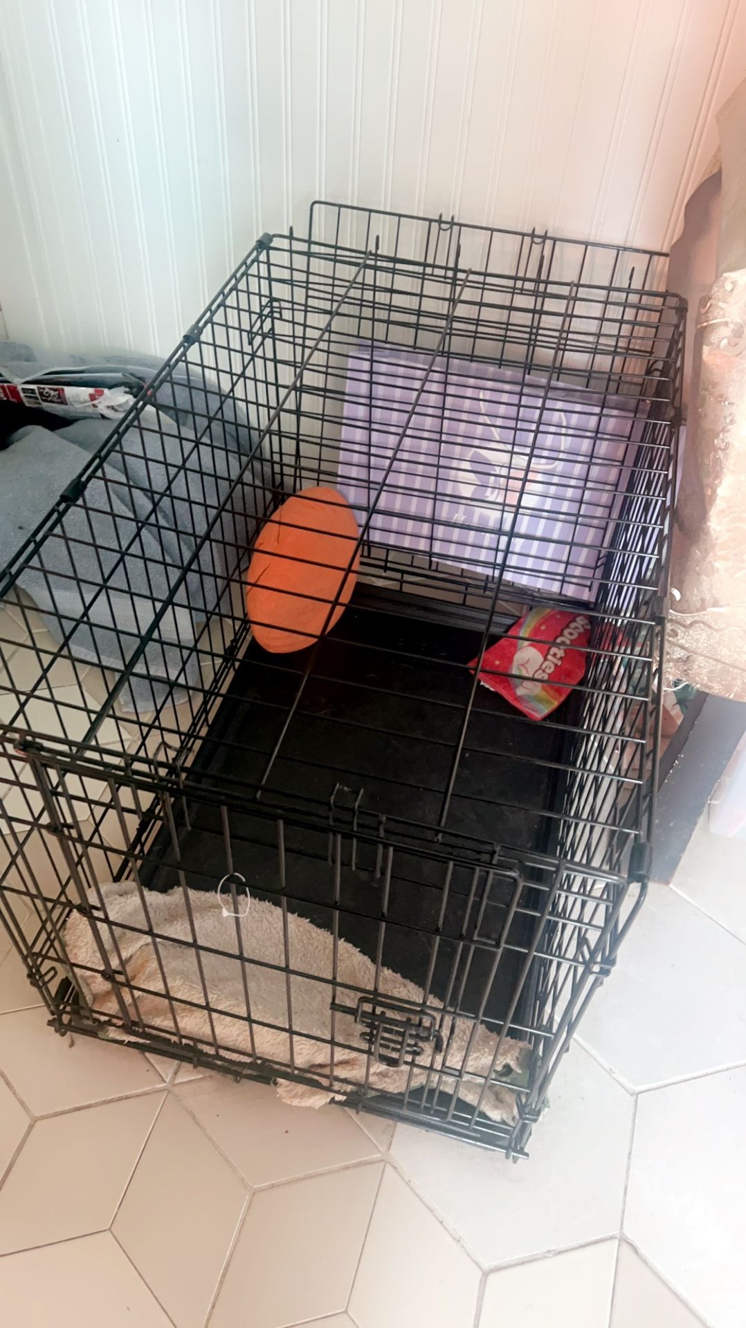 Puppy / Small Dog Crate 