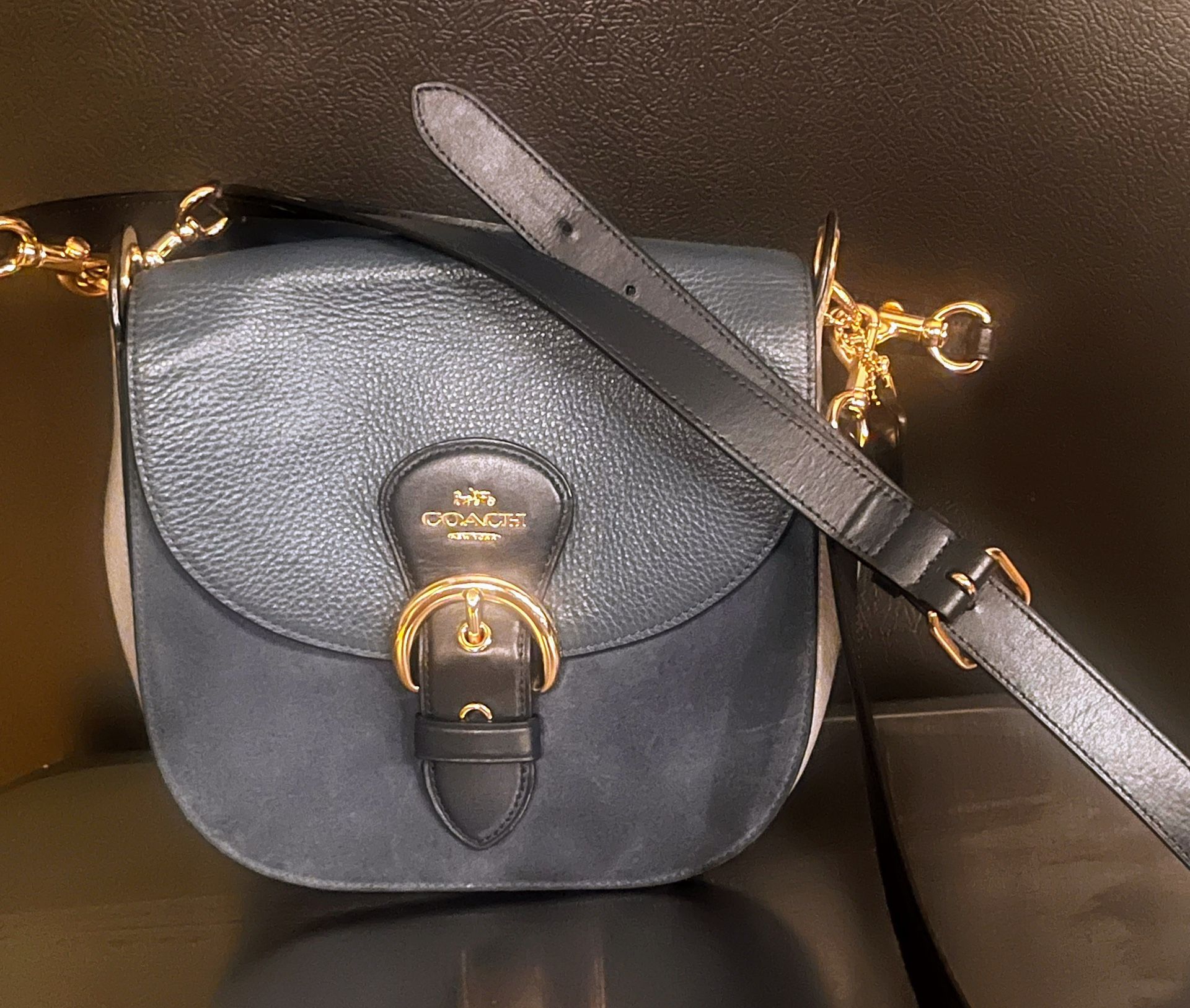 Authentic Coach Kleo 23 Blue Suede Prebble Leather Crossbody Saddle Bag