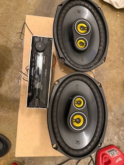 6x9 kicker speakers plus Sony Bluetooth deck