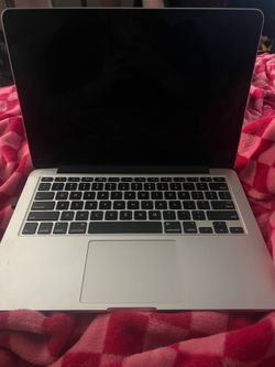 **Apple MacBook Pro 13" Retina (Early 2015) – Model A1502 – Good Condition**