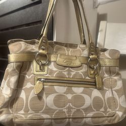 Coach Shoulder Bag In Beige With Gold Size 0S