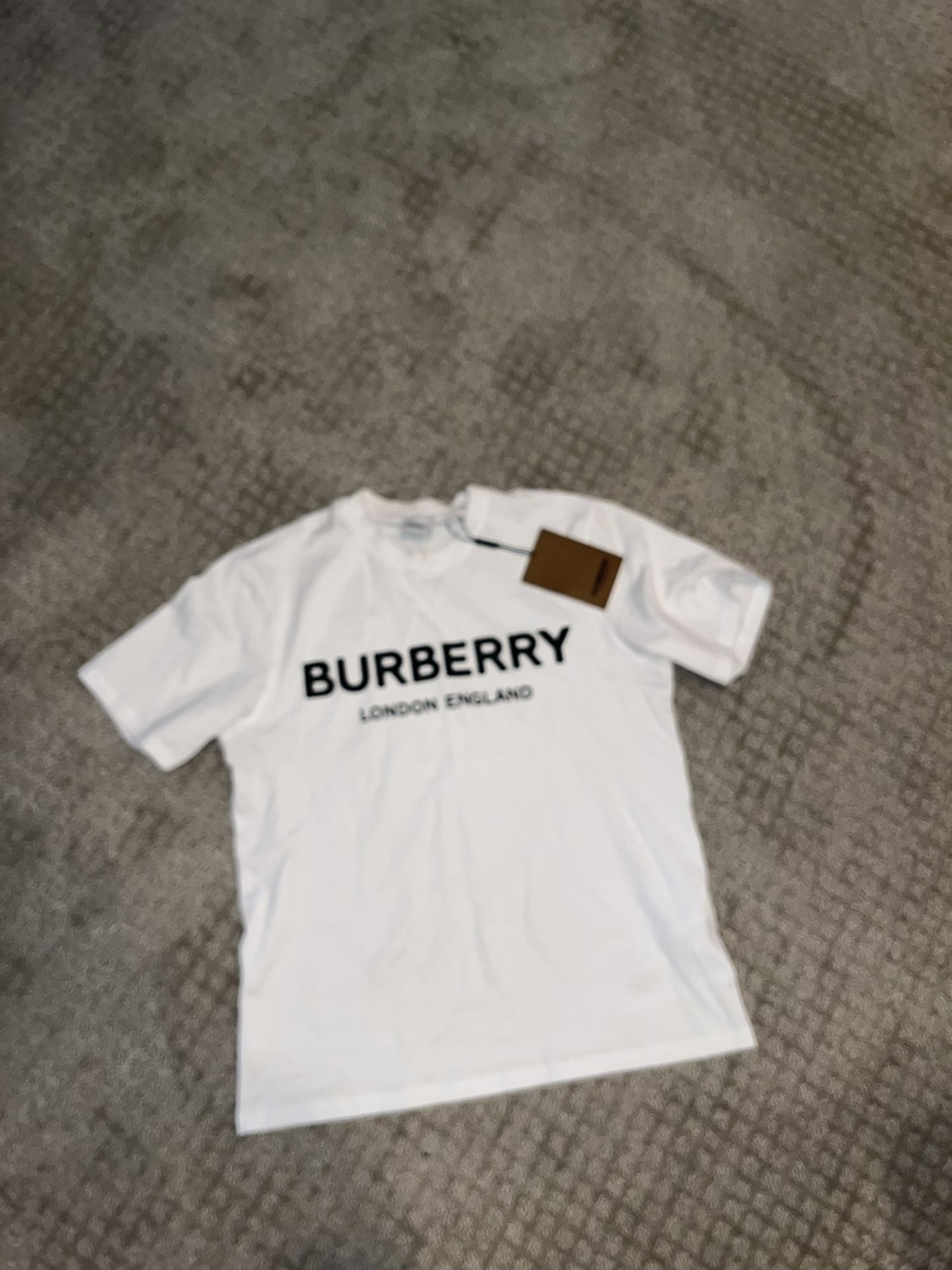 Burberry T-shirt Size S