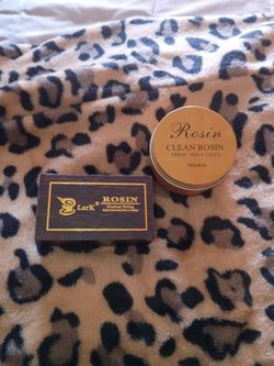 Rosin for musical strings