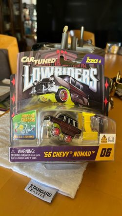 Car tuned lowriders 56 Chevy nomad series 4 diecast