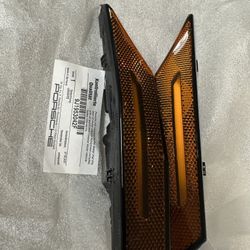 Porsche Taycan Side Markers