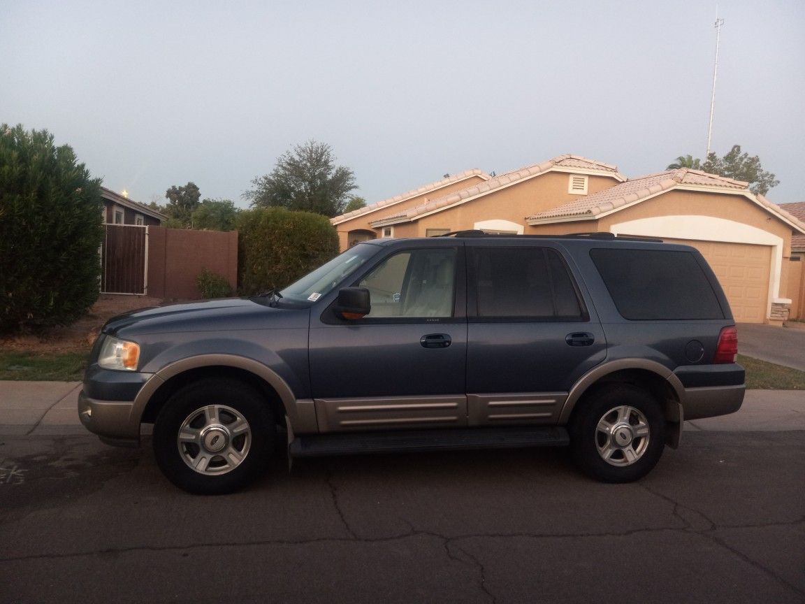 2003 Ford Expedition
