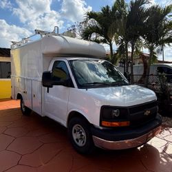 Chevrolet Express 3500 Cutaway 