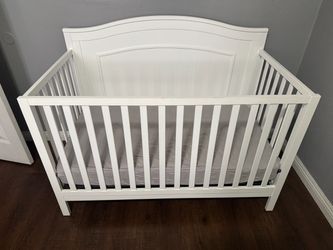 White Baby Crib and Mattress