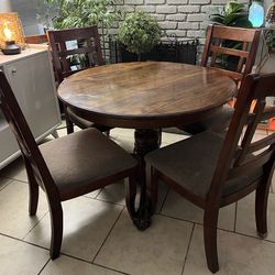 Dining set