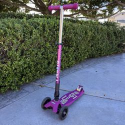Micro Maxi Scooter - Foldable & LED
