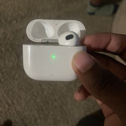 AirPods 3