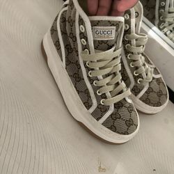 Gucci Shoes For Woman 