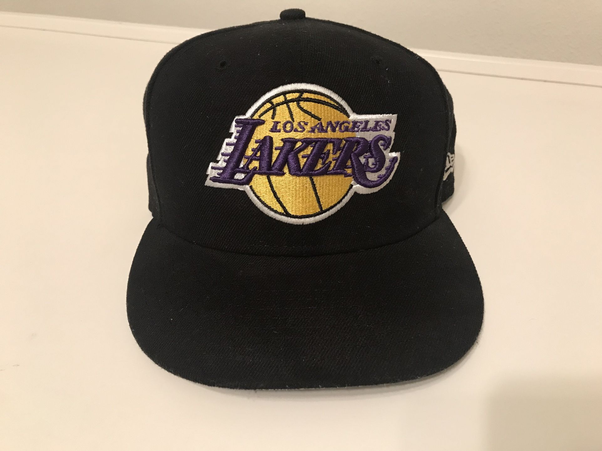 New Era Los Angeles Lakers Snapback Hat