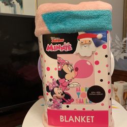 DISNEY JUNIOR MINNIE BLANKET 62" X 90"