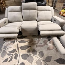 Hooker Furnishings Wren reclining Sofa