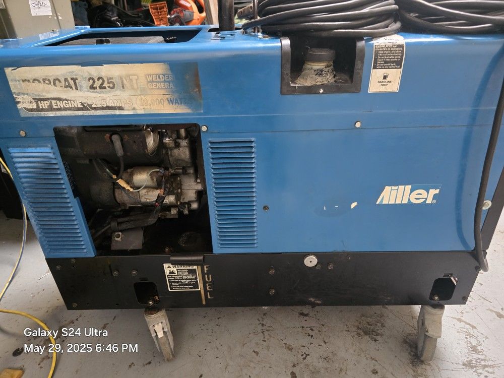 Miller GENERATOR ARC WELDER