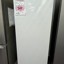 Upright Freezer, 28’wide Brand New With Manufacturing Warranty 