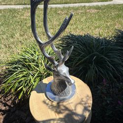 Metal deer