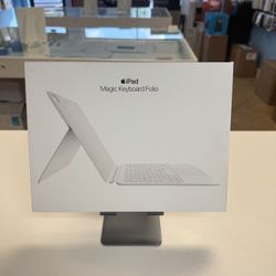 Apple Magic Keyboard 10.9" iPad 10th Gen. - White 