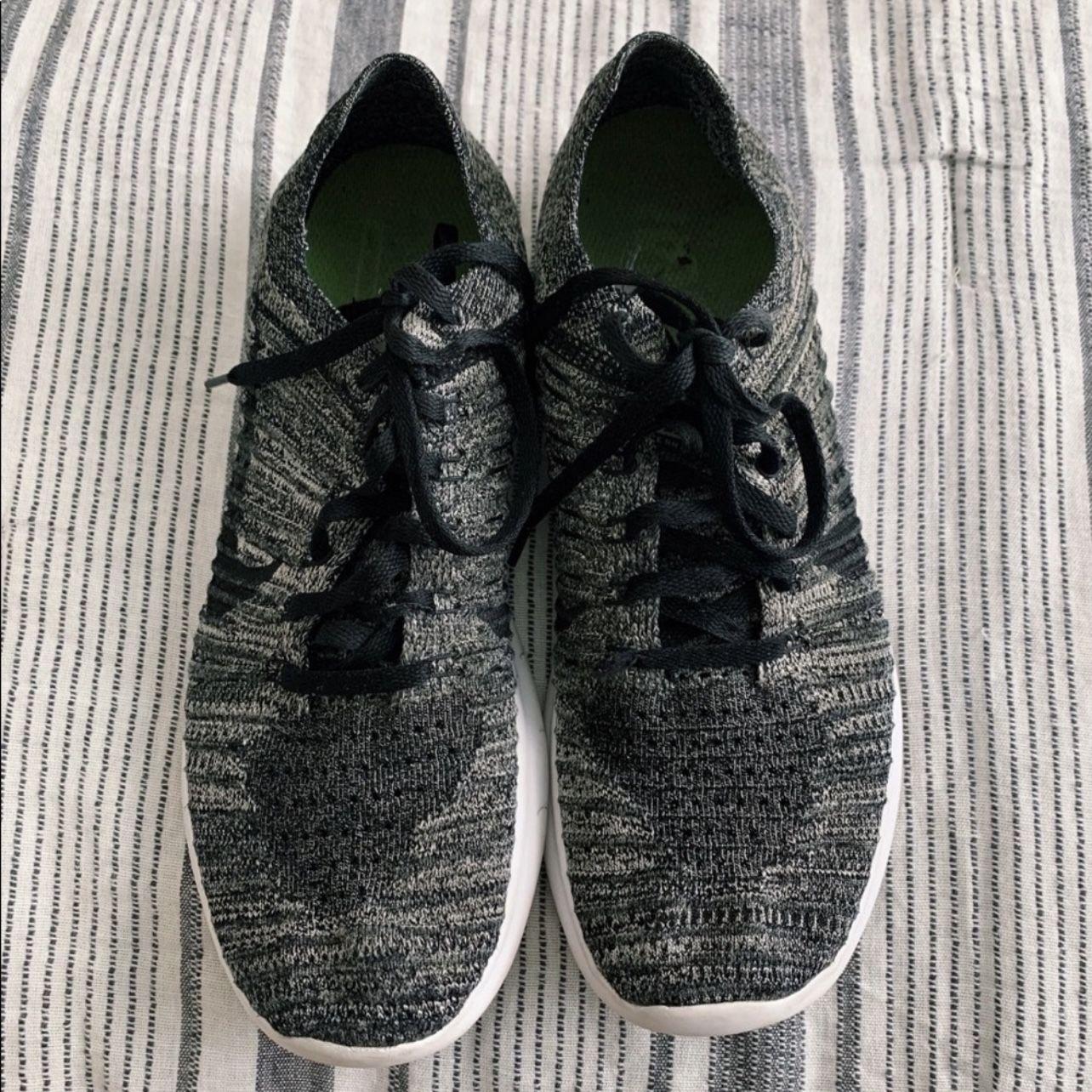 Nike Flyknit Athletic Gym Shoe