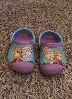 Frozen Toddler Crocs