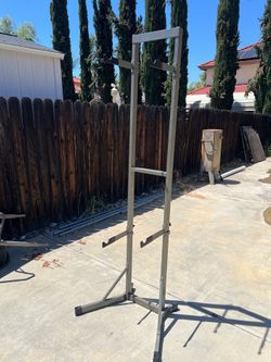 Standing bike rack