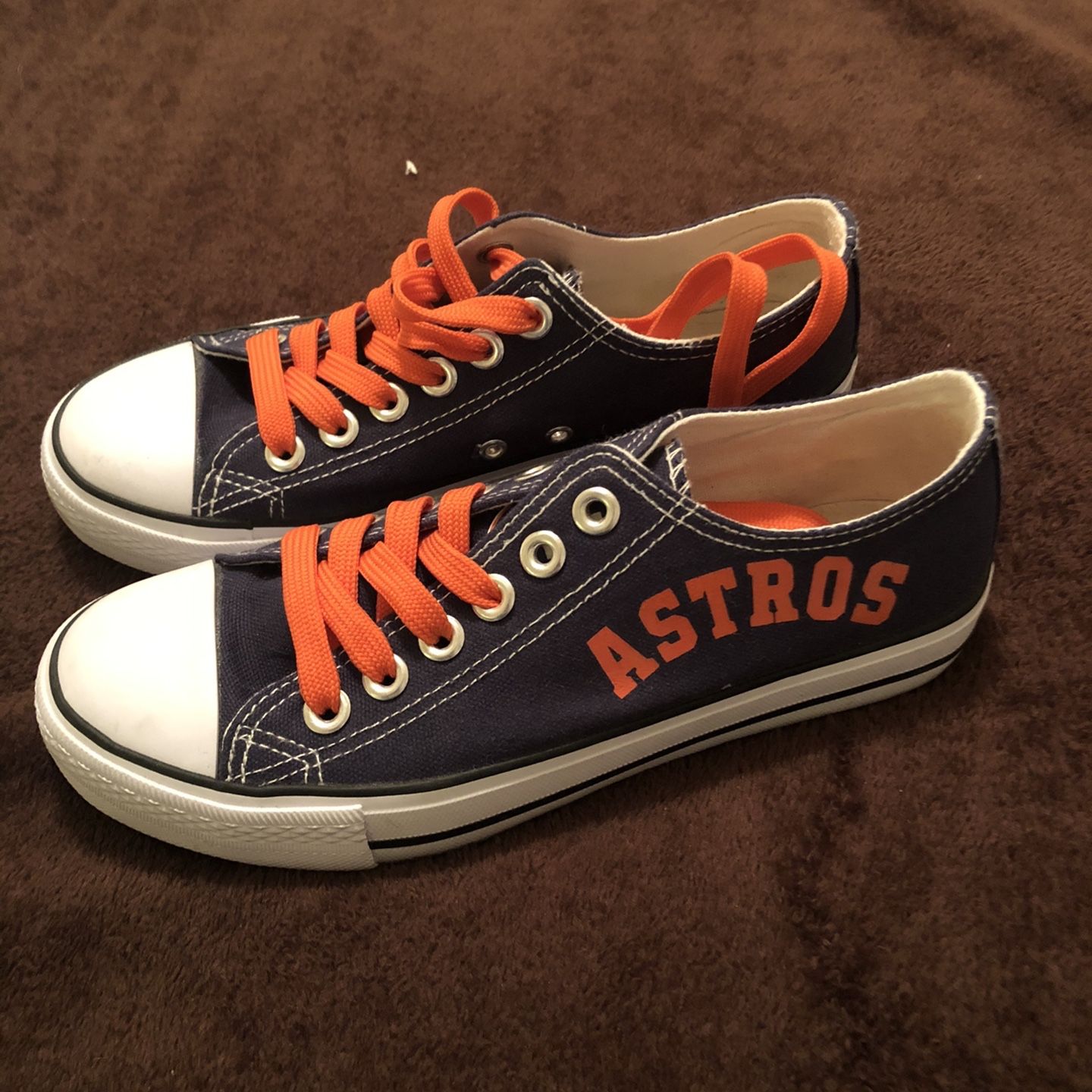 Astros Ladies Tennis Shoes (Size 7)