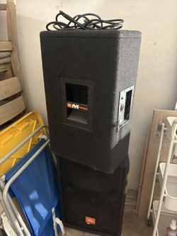 JBL M Pro Mp212 Two Way Portable Speakers