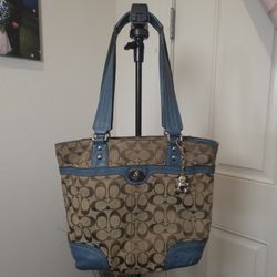 Y2K Coach Hampton tote bag signature canvas blue leather accents 2009 Pre-loved 