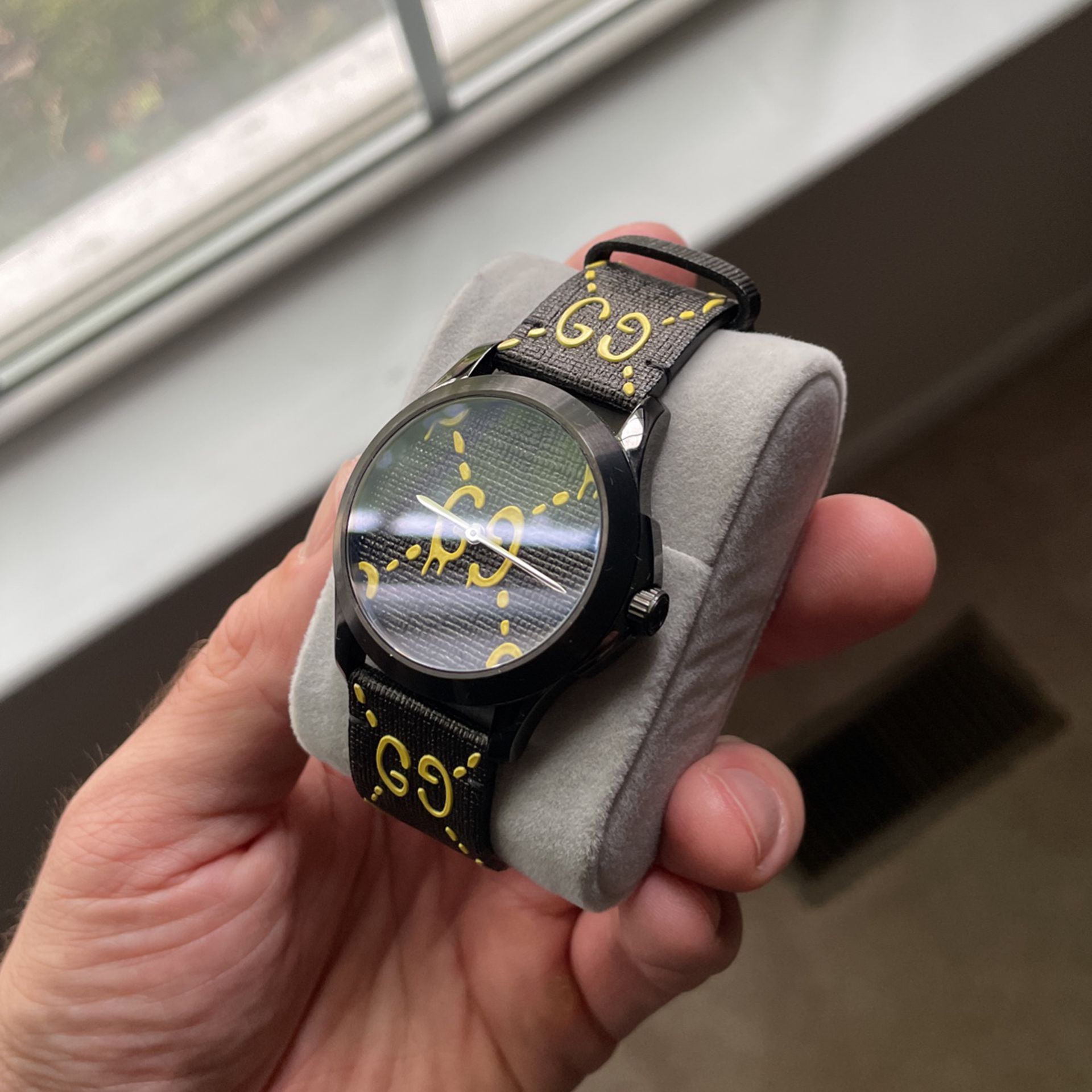 GG watch case