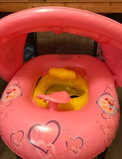 X-LARGE DISNEY PRINCESS PINK BOAT SWIMMING POOL FLOATY WITH SEAT AND FUN PLAY WHEEL AND ADJUSTABLE OVERHEAD SUN CANAPÉ
