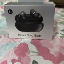 Beats Solo Buds