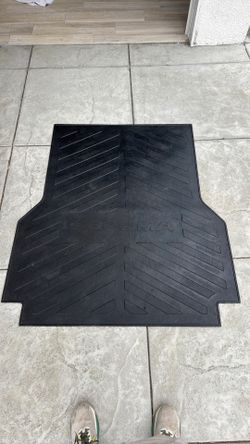 Toyota Tacoma Truck Bed Mat - 3rd Generation - 5 Foot Bed