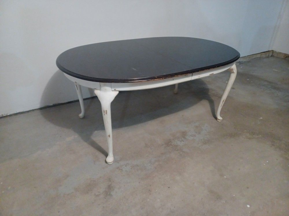 Large Dinning Room Table
