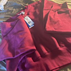 Young Ladies Sweater “burgundy” New 