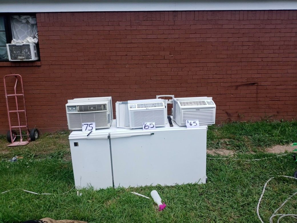 Ac Units Just Cleaned Got Ready Blowers Cold Air