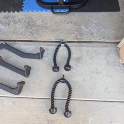 Lat Pulldown, Tricep Bar, Tricep Rope