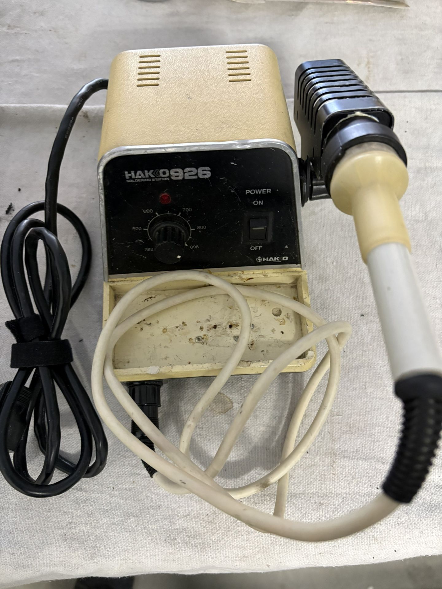 Hako 926 Solder Station