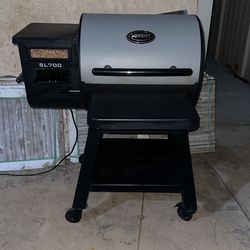 Louisiana Grill SL700