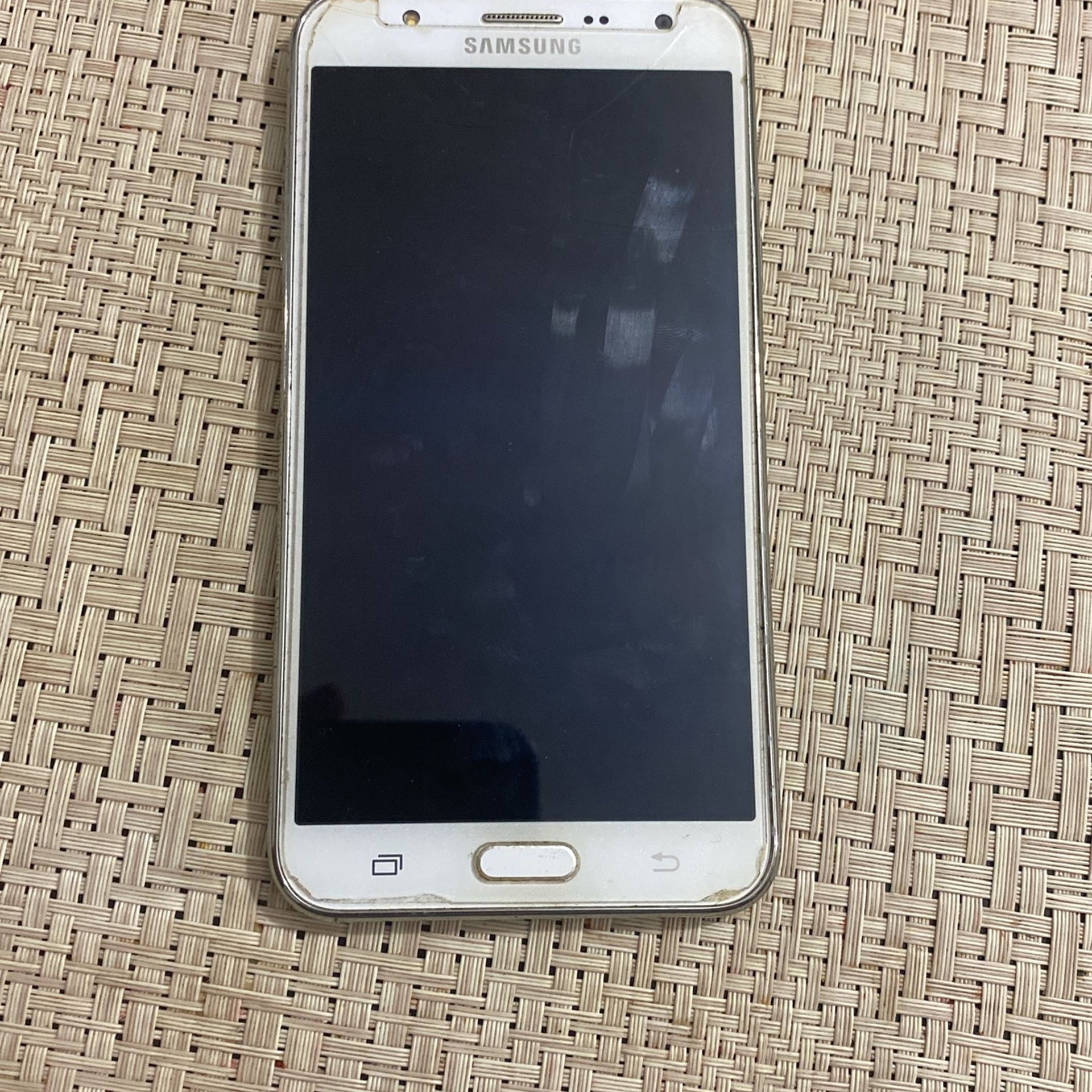 Samsung J7