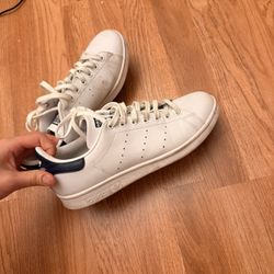 Women Adidas Stan Smiths SIZE 8.5