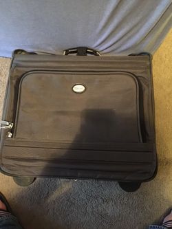 Luggage pathfinder with wheels