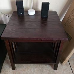 2 END TABLES