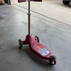 Radio Flyer Toddler Scoooter