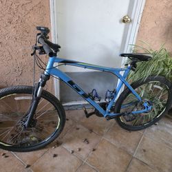 GT Aggressor Pro Mountain Bike