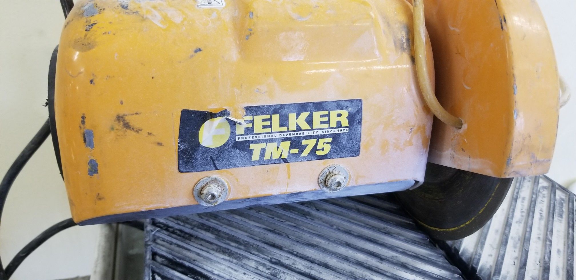 Felker TM75 tile saw Wet Saw for Sale in Black Canyon City, AZ OfferUp