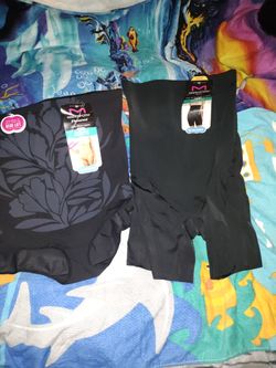 Women's. Shapewear. Cool Comfort. Maiden Form. Rear Lift. 3X. High Waist. Thigh Slimmer. 2X. Both.  $10. New.