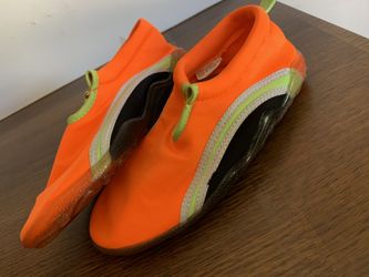 Kids water shoes