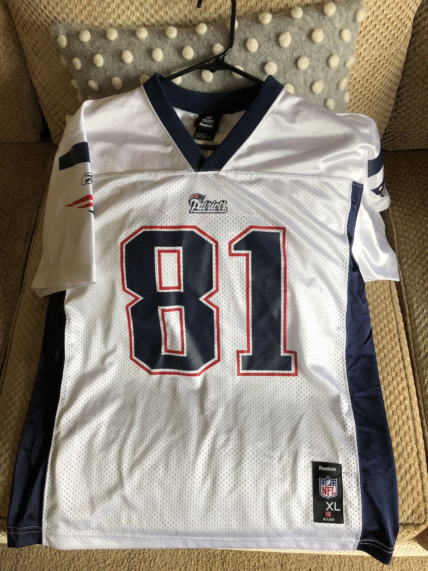 Reebok NFL New England Patriots Randy Moss jersey - Size Kids XL