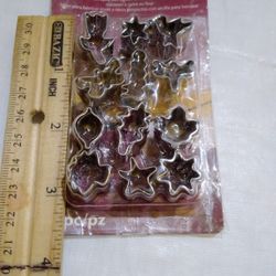 Mini Cutters Set $8